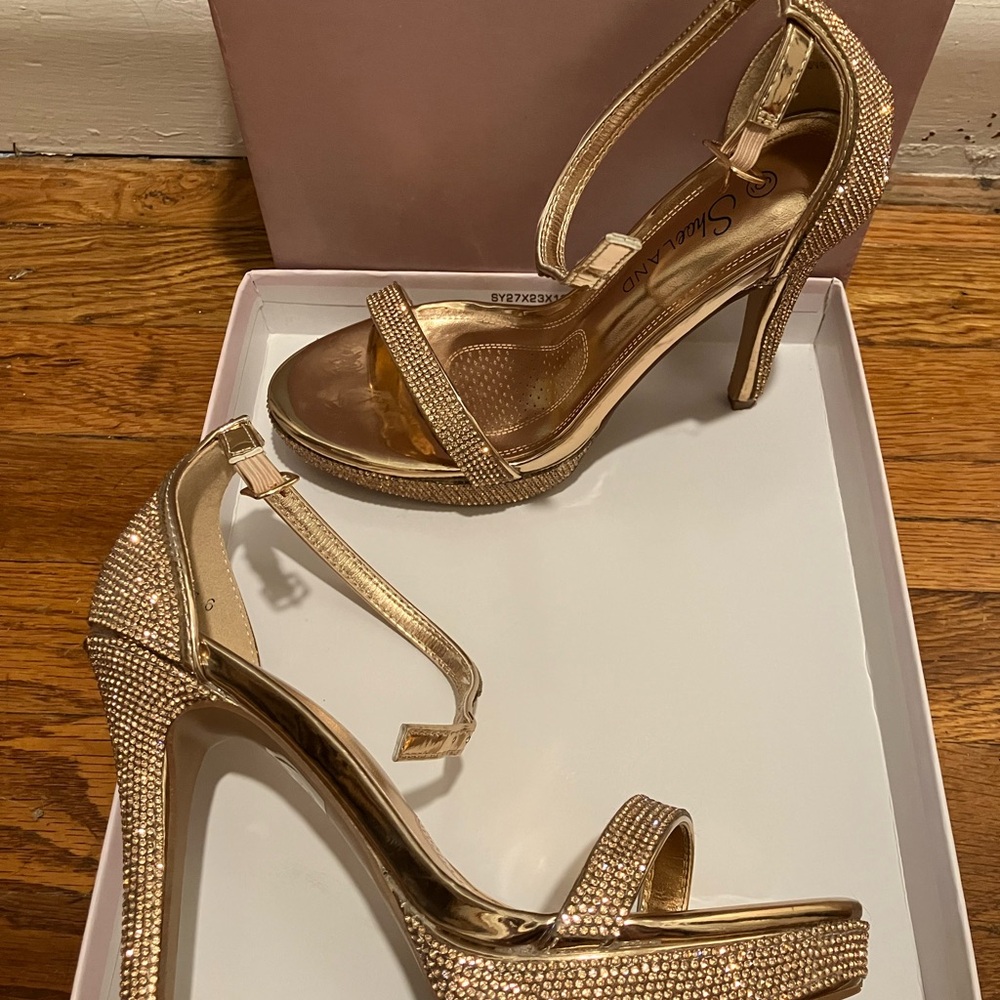 Shoe Dazzle Gold Rhinestone Women's Heels